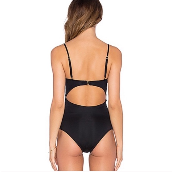 L SPACE Madi swimsuit - Picture 3 of 8